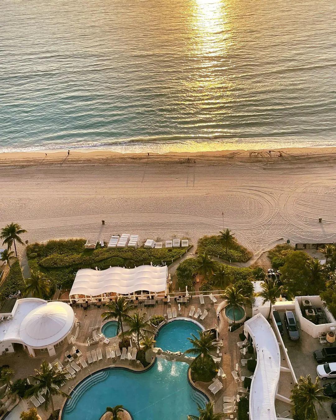 Trump International Beach Resort has a best ocean front beach venue for weddings