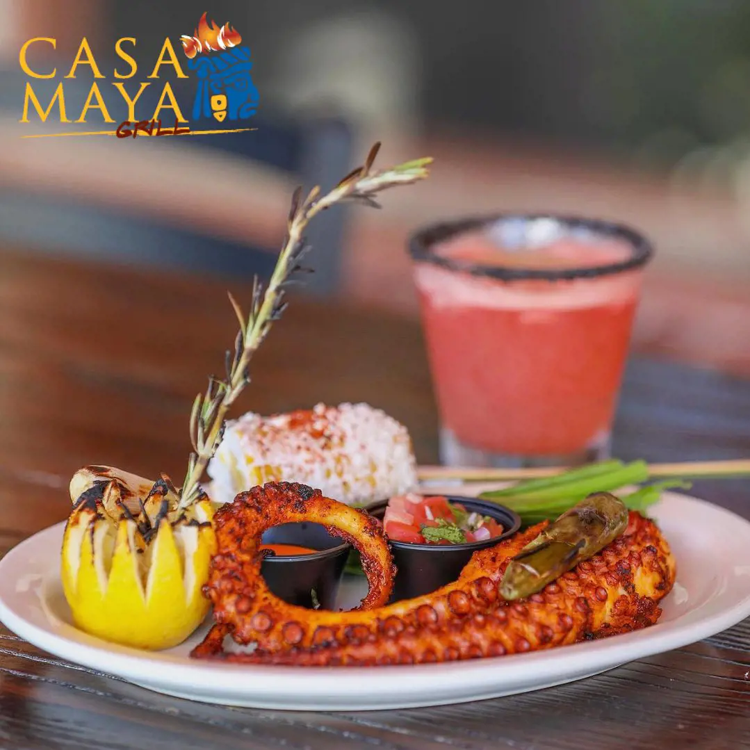 Enjoy your weekend with the best seafood at Casa Maya