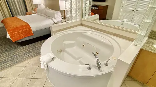 It is a lavish hotel for Jacuzzi lovers