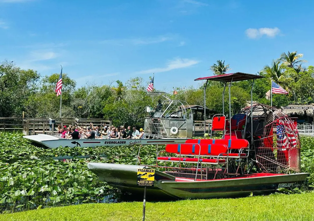 A weekend in Everglades Safari Park with their airboat ride