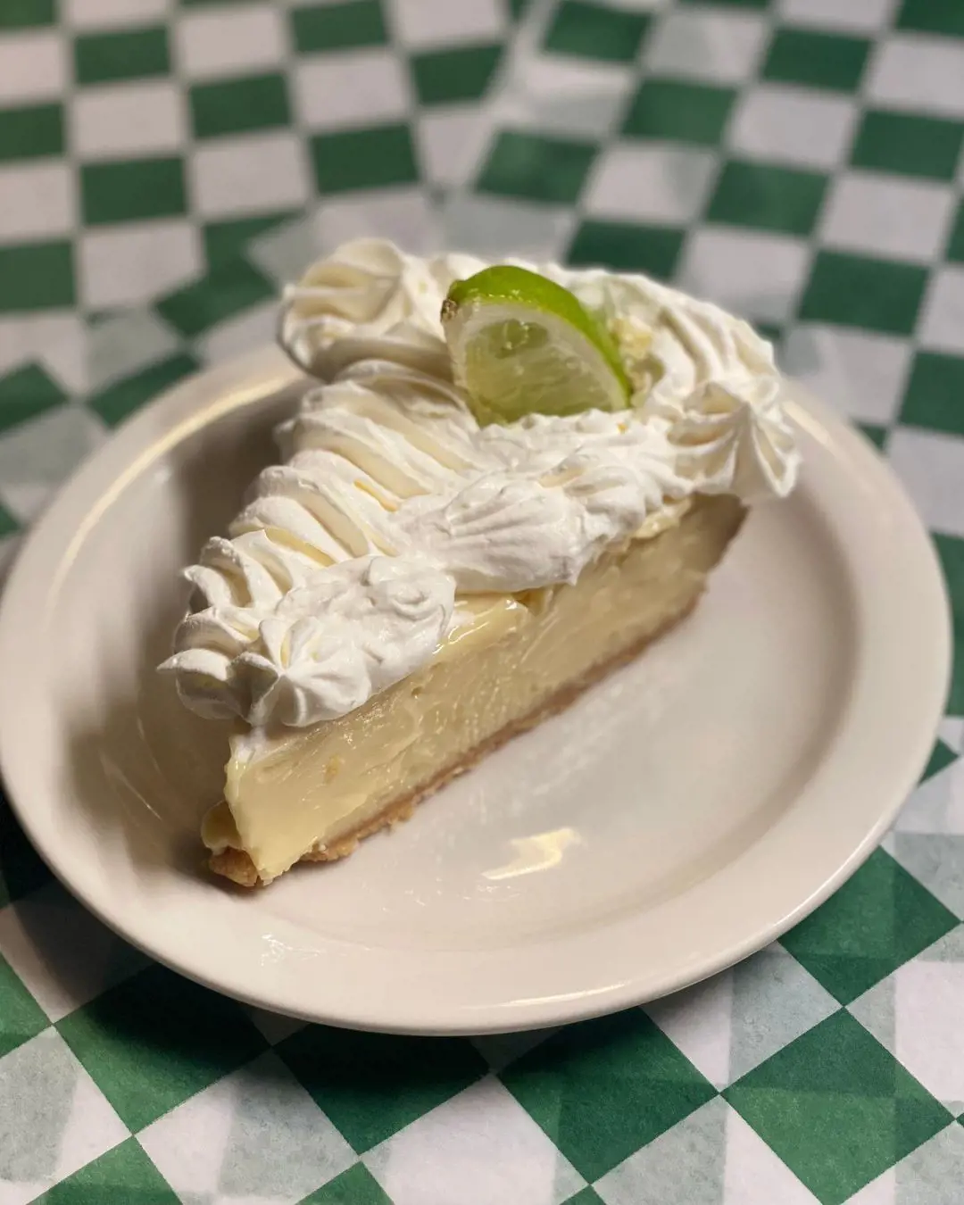 Dee’s Hangout key lime deser